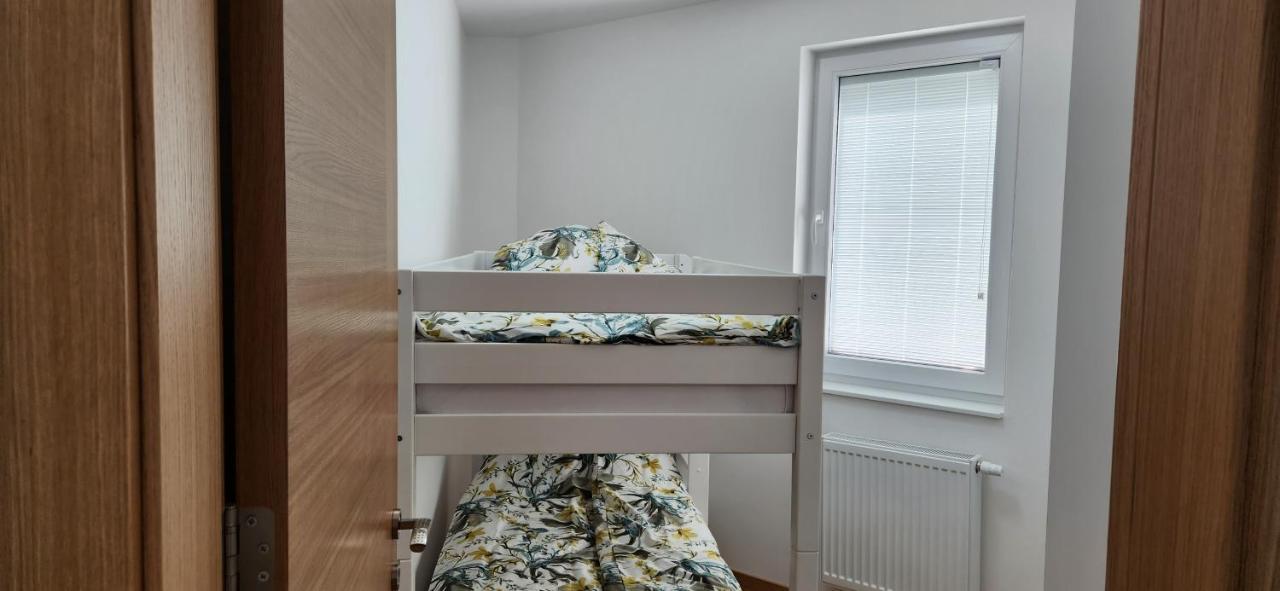 Brand New Two Bedroom And One Living Room Apartment In A Great Location! Сараєво Екстер'єр фото